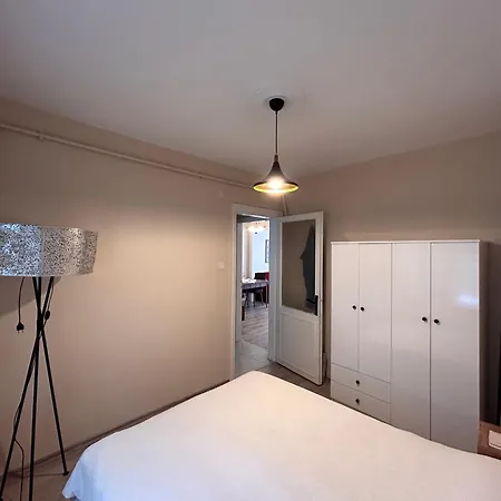 1001 Boutique House